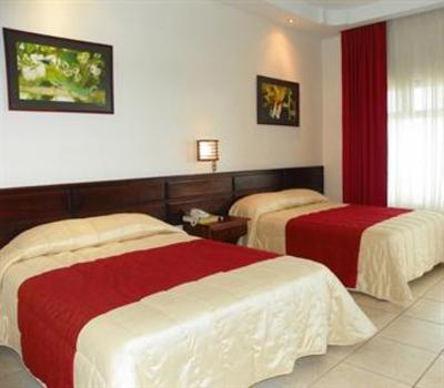 фото отеля Hotel and Country Club Suerre