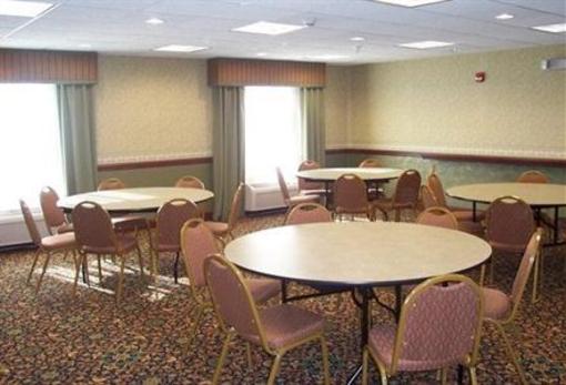 фото отеля Holiday Inn Express Gas City