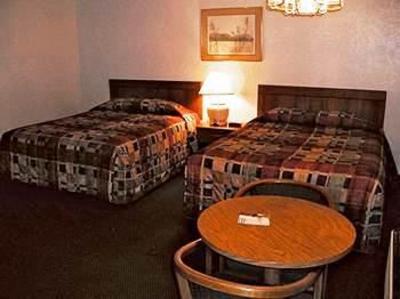 фото отеля Red Carpet Inn Medford