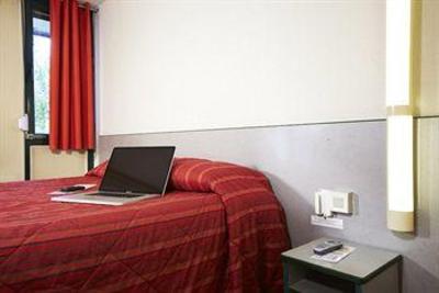 фото отеля Premiere Classe Rennes Est Hotel Cesson-Sevigne