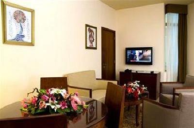 фото отеля Umm AlQura Makarim Hotel
