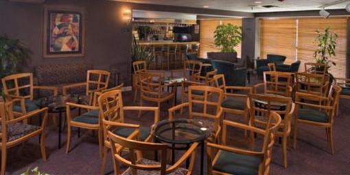 фото отеля Guest House International Inn & Suites