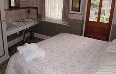фото отеля Fitz Guest House