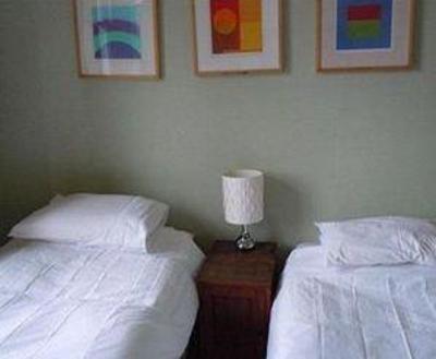 фото отеля Fitz Guest House