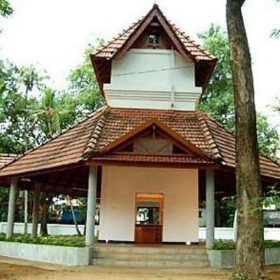 фото отеля Thanneermukkom Ayurvedic Lake Resort Cherthala