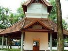 фото отеля Thanneermukkom Ayurvedic Lake Resort Cherthala