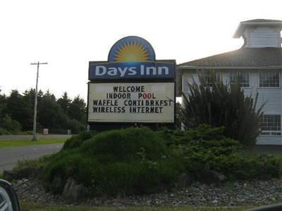 фото отеля Days Inn Ocean Shores