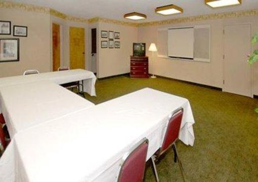 фото отеля Quality Inn Grenada