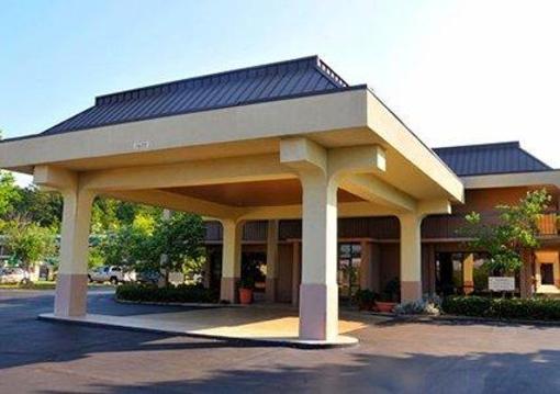 фото отеля Quality Inn Grenada