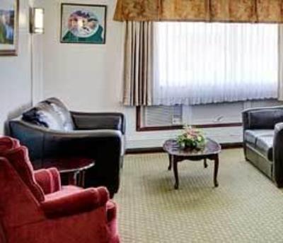 фото отеля Sawridge Inn & Conference Center
