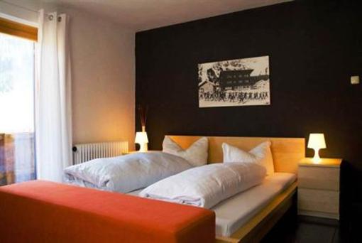 фото отеля Bergpension TheLounge Berwang