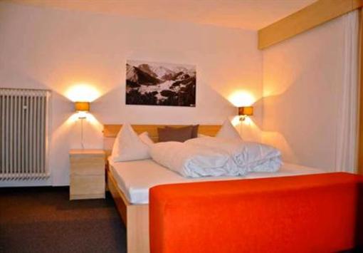 фото отеля Bergpension TheLounge Berwang