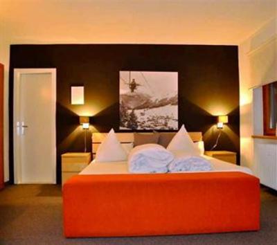 фото отеля Bergpension TheLounge Berwang