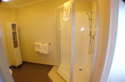 фото отеля Aeroline Apartments Manukau City