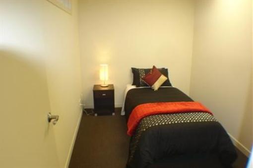 фото отеля Aeroline Apartments Manukau City
