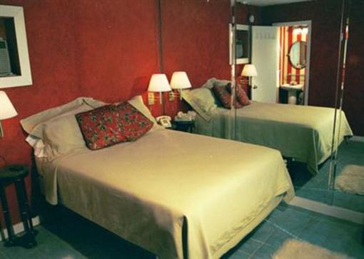 фото отеля Wisteria Inn Panama City Beach