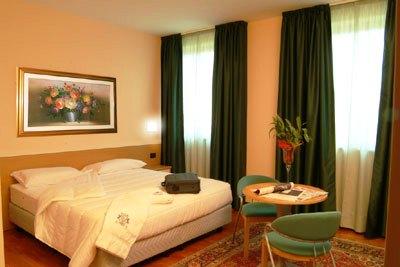 фото отеля Torresi Hotel Potenza Picena
