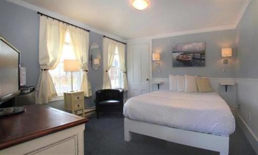 фото отеля Eagle House Motel