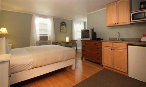 фото отеля Eagle House Motel