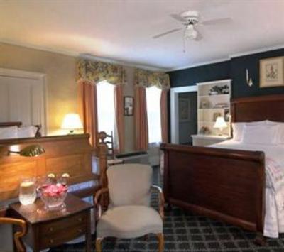 фото отеля The Cuthbert House Inn