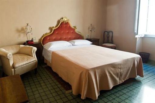 фото отеля Grand Hotel Reale