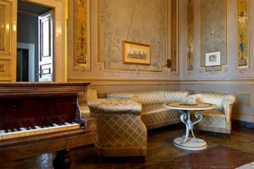 фото отеля Grand Hotel Reale