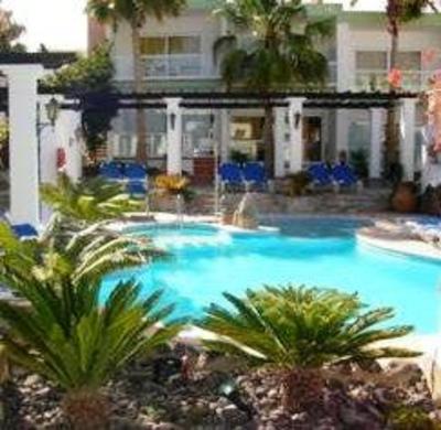 фото отеля Apartments Esquinzo Fuerteventura