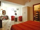 фото отеля Chiatamone B&B