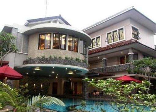 фото отеля Sriti Hotel Magelang