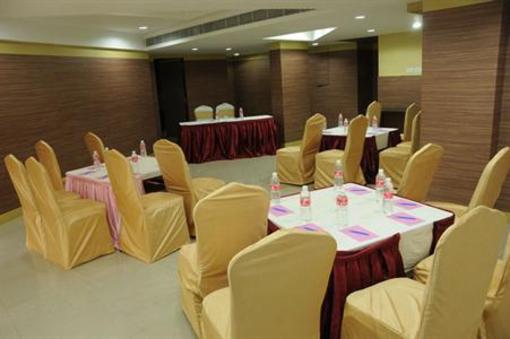 фото отеля Shelter Beach Resort Mahabalipuram