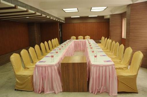 фото отеля Shelter Beach Resort Mahabalipuram
