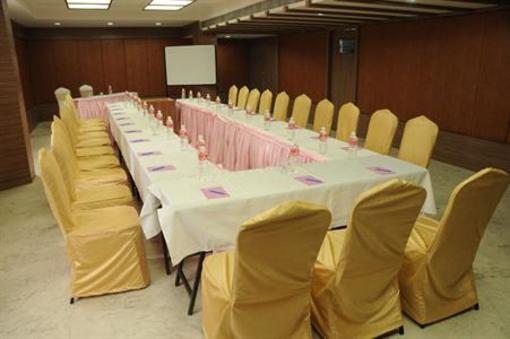 фото отеля Shelter Beach Resort Mahabalipuram