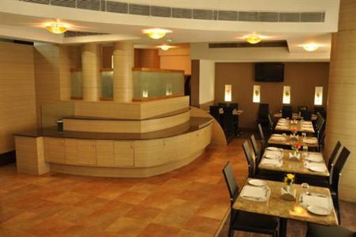 фото отеля Shelter Beach Resort Mahabalipuram