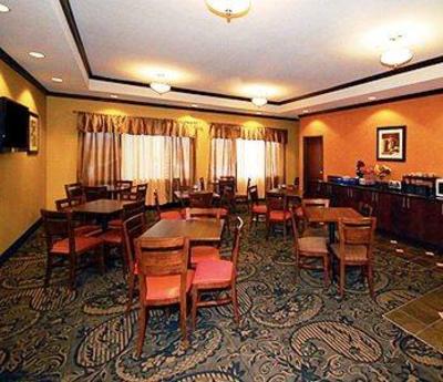 фото отеля Comfort Inn & Suites Navasota