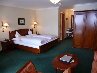 фото отеля Wiesenhof Hotel Pertisau