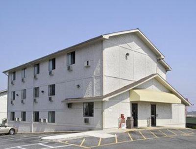 фото отеля Super 8 Columbus Airport