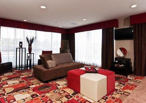 фото отеля Comfort Suites