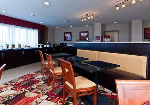 фото отеля Comfort Suites