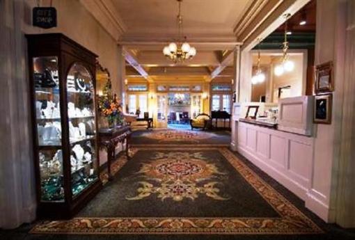 фото отеля Columbia Gorge Hotel