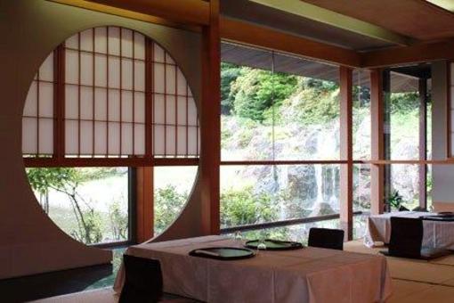 фото отеля Hakone Yunohana Onsen Hotel