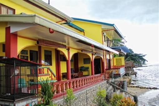 фото отеля Red Parrot Inn
