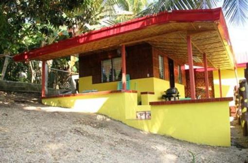 фото отеля Red Parrot Inn