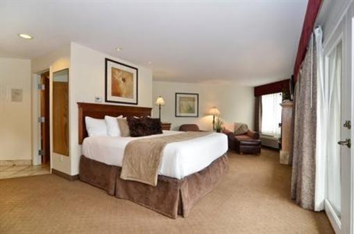 фото отеля BEST WESTERN PLUS Lodge at River's Edge