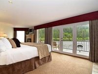 BEST WESTERN PLUS Lodge at River's Edge