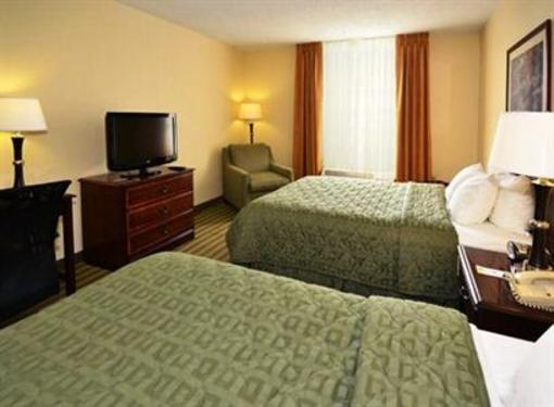 фото отеля Comfort Inn Staunton