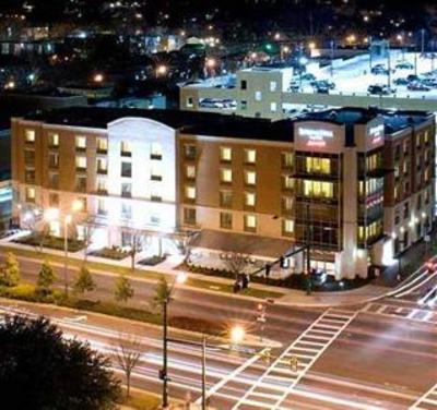 фото отеля SpringHill Suites Norfolk Old Dominion University