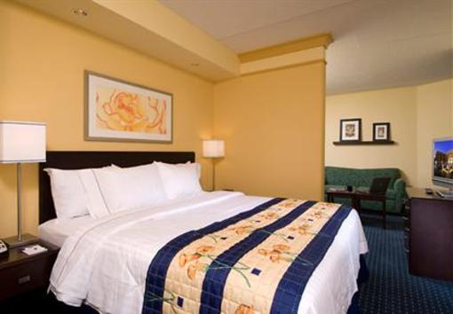 фото отеля SpringHill Suites Norfolk Old Dominion University