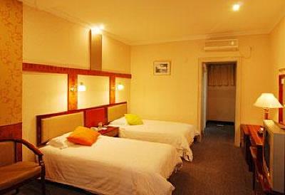 фото отеля Garden Hotel Dongfeng Road Chengdu