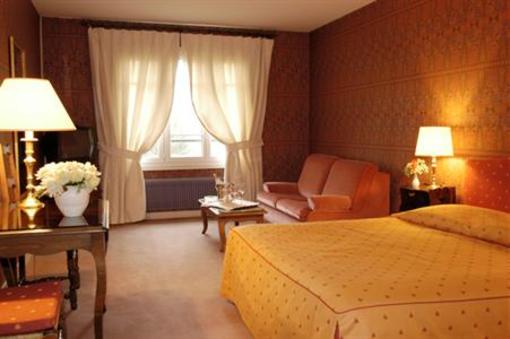 фото отеля Hostellerie La Huchette