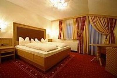 фото отеля Dorfhotel Schnablwirt Going am Wilden Kaiser